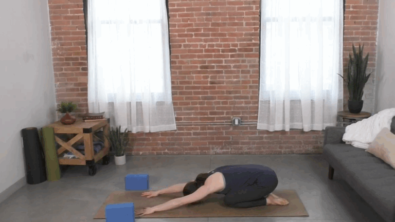 The Last Supper & Table 20 Minutes Slow Flow with Caroline Williams