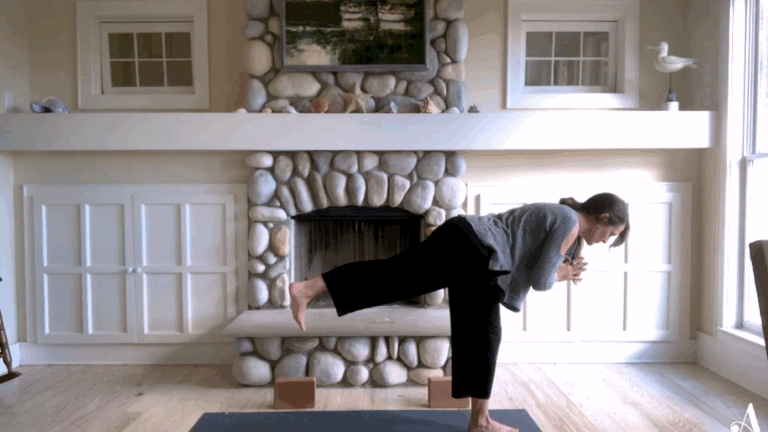 Strength & Conditioning Power Flow with Kelly McLellan