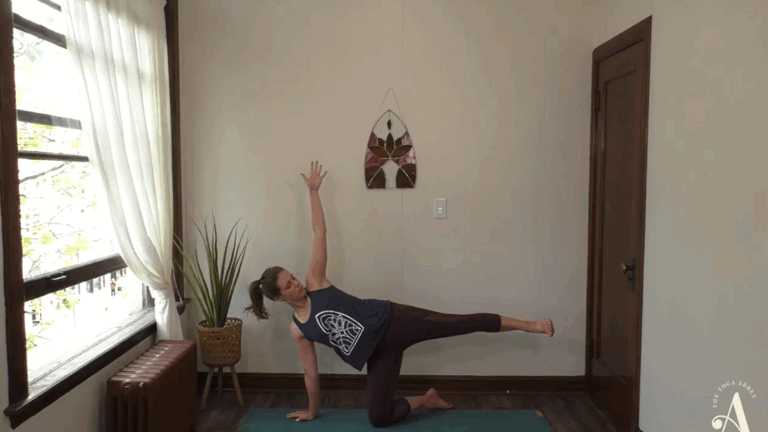 Strength & Conditioning Power Flow with Caroline Williams